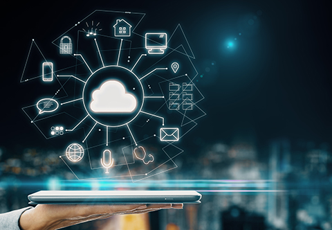 Concept of on-premise vs. cloud.